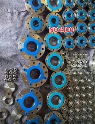 تحویل-موفق-فلنج‌های-UNS-N04400-به-مالزی